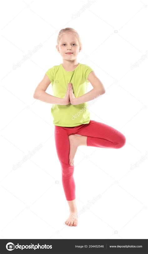 Petite Fille Pratiquant Yoga Sur Fond Blanc Image Libre De Droit Par