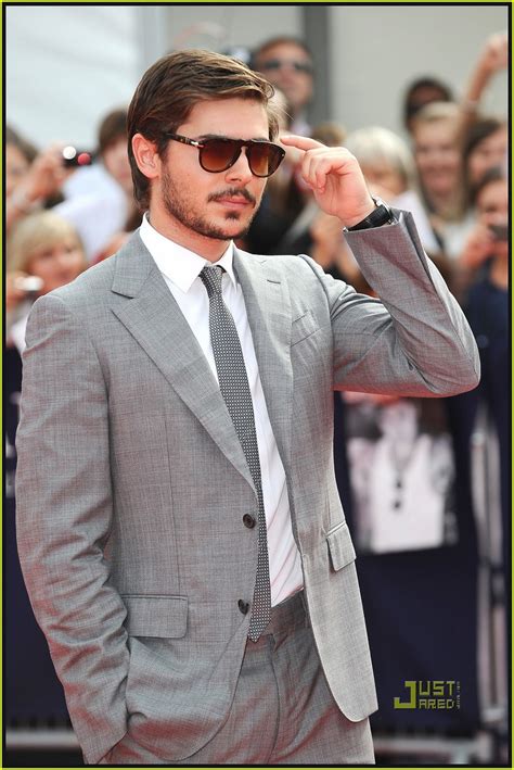 Zac Efron's Beard -- LOVE IT or LEAVE IT?: Photo 2479080 | Zac Efron ...