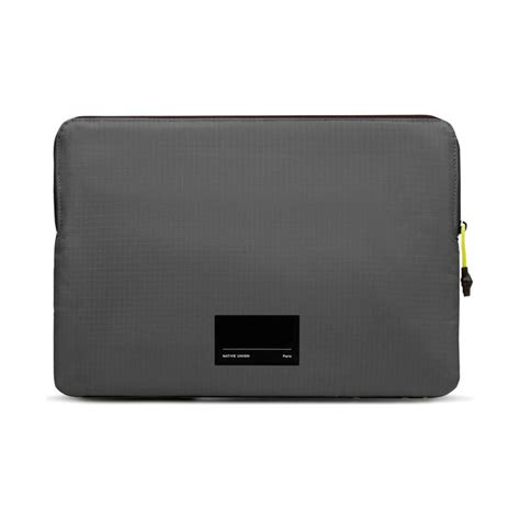 Native Union Native Union Ultralight Sleeve for MacBook 14" / Black ...