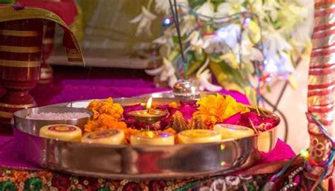 Vat Savitri Vrat 2020 Puja Vidhi Rituals And The Famous Tale Behind