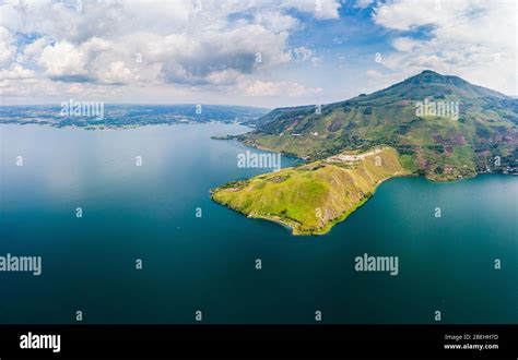 batak toba lake indonesia construction  traditional style batak