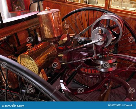 Replica Of Engine Of Benz Patent Motorwagen First Practical Modern