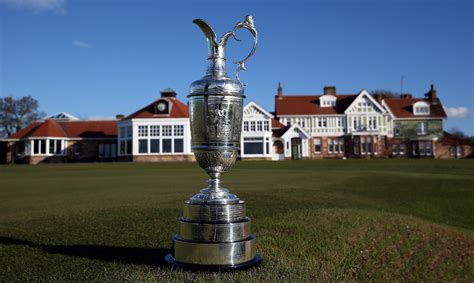 Muirfield Golf Club Overturns Men-Only Membership Policy - Newsweek