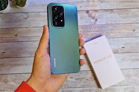 HONOR 200 Lite Lo Smartphone Economico Per Ritratti Selfie E Non