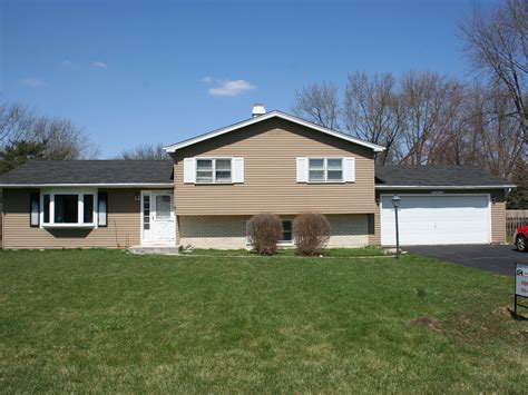 28w502 Leverenz Rd Naperville Il 60564 Zillow