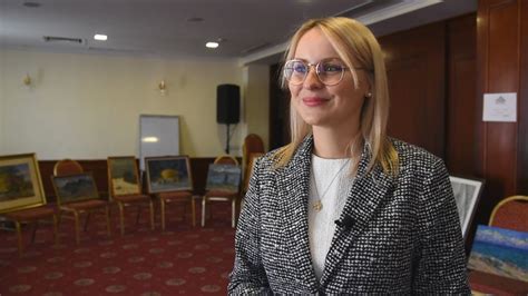 Interview mit der Aussiedlerbeauftragten Natalie Pawlik - YouTube