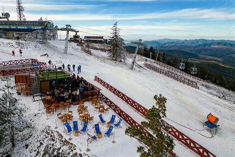 Bogat Program Na Raljevom Trgu Na Zlatiboru Za Novogodi Nje Praznike