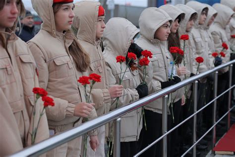 В Мясниковском районе прошла церемония захоронения останков воинов ...