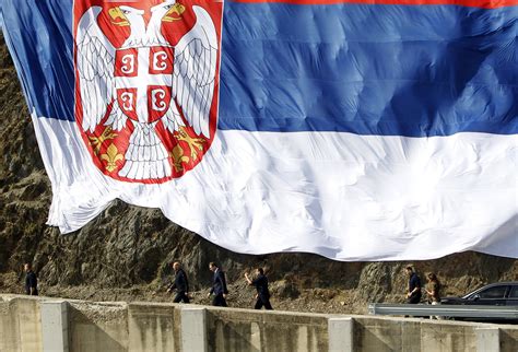 Srpska Zastava Je Najlep A Na Svetu Na Osnovu Rezultata Ankete Milion