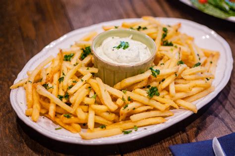 Truffle Fries With Lemon Truffle Aioli Jennifer Cooks