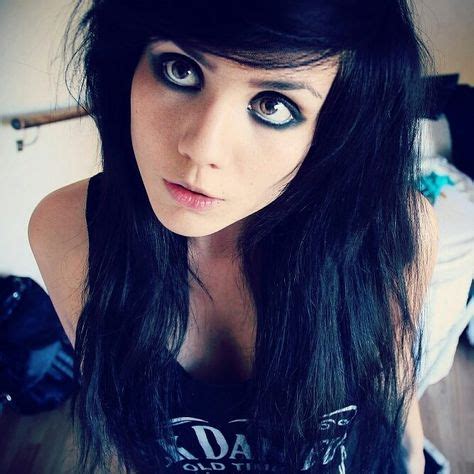 cute emo girl black hair smokey eyes eyeliner smudged | Black hair blue eyes girl, Cute emo ...