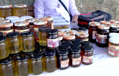 Ahrik Tizi Ouzou Les Produits De La Ruche Lhonneur Au Festival