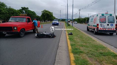 Motociclista hospitalizado tras un accidente en avenida Hipólito Yrigoyen