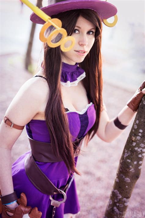 Caitlyn cosplay by latiaslatios on DeviantArt