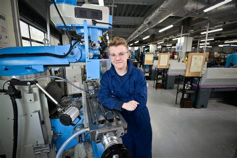 Why Choose An Apprenticeship Hopwood Hall College And University Centre