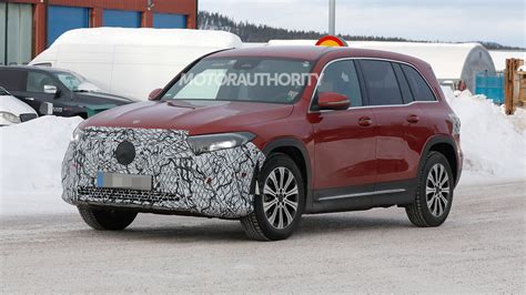 2024 Mercedes Benz EQB Spy Shots