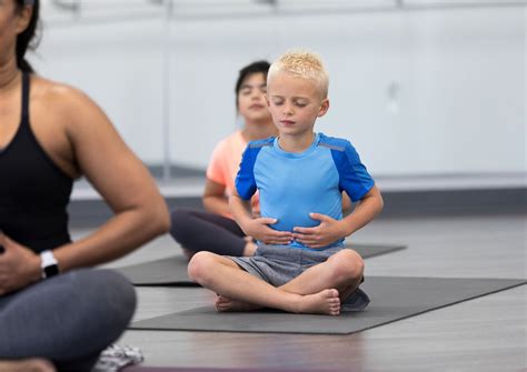 Enfant Turbulent Trucs Magiques Pour Amener Les Enfants Se Calmer