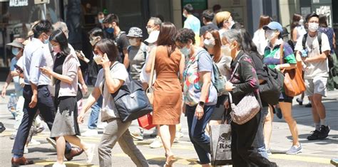 新冠肺炎︳今增8187宗確診6人染疫亡 歐家榮列6點比較 證新冠較流感嚴重 晴報 健康 呼吸道疾病 D220915