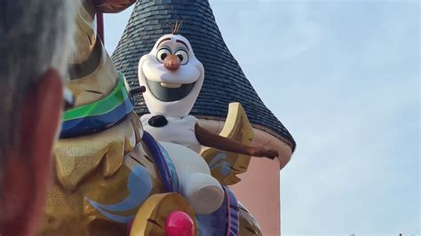 70+ Best Olaf Quotes That Feel Like a Warm Hug! - Pixie Dust and Passports