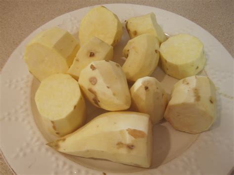 Cannundrums Yams Sweet Potatoes And Cassava