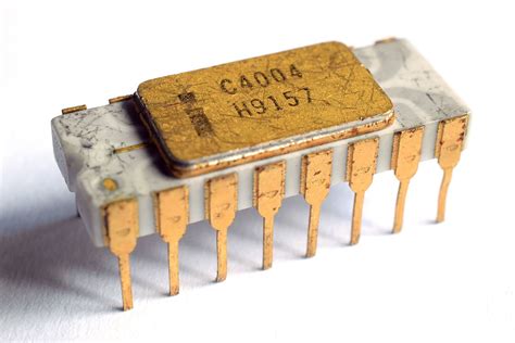 Intel 4004 - Il primo microprocessore della storia - Sud Life