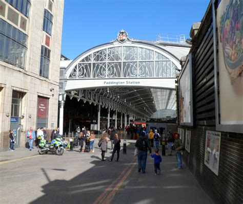 Entrance To Paddington Railway Station © Jaggery Cc By Sa20