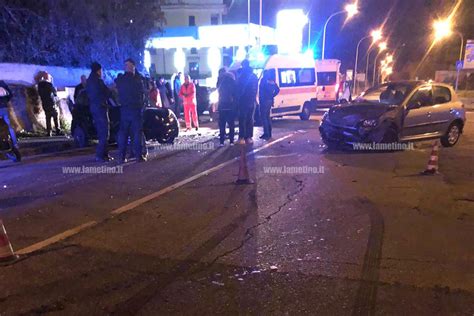 Lamezia Scontro Tra Due Auto In Via Dei Bizantini Feriti Il Lametino It