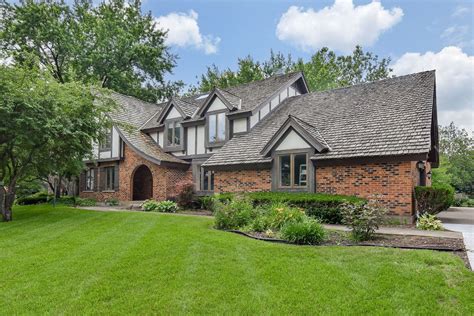 Prestbury in Sugar Grove IL Homes for Sale - Prestbury in Sugar Grove ...