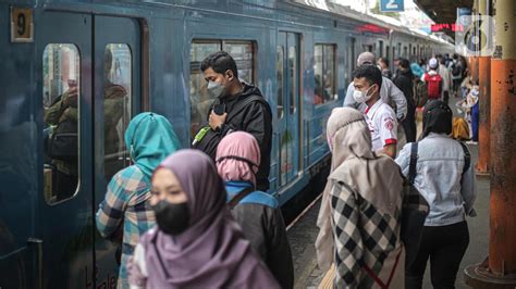 Ada Pohon Tumbang KRL Tanah Abang Rangkasbitung Kena Rekayasa Rute