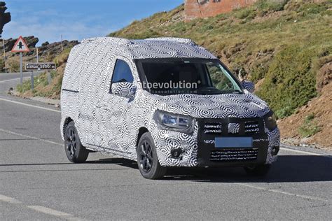 2021 Renault Kangoo Makes Spyshots Debut, Should Go Electric ...