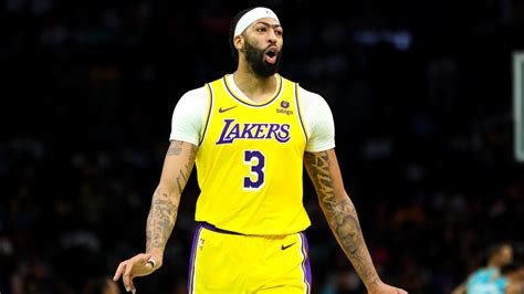 Lakers Anthony Davis Says He S Nba S Best Defender But Won T Win Dpoy