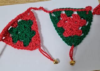 Ravelry Granny Triangle Bunting Pattern By Sandra Regev