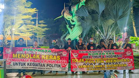 Tolak Kedatangan Anies Baswedan Di Jatim Kelompok Pnib Tebar Spanduk