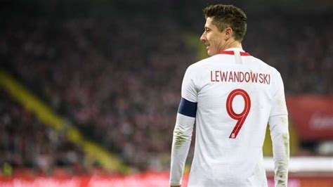 Drużyna Roku FIFA 2019 Nominowani Wśród nich Robert Lewandowski