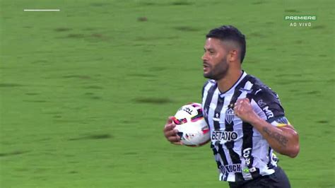 Aos 40 Min Do 2º Tempo Gol De Pênalti De Hulk Do Atlético Mg Contra O