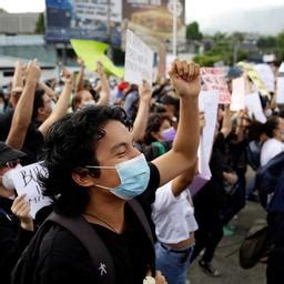 Fahndung Nach Banden Gro Stadt In El Salvador Umstellt Tagesschau De