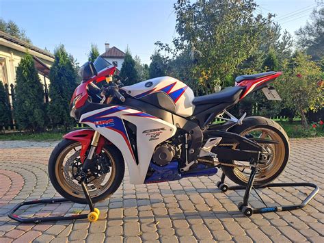 Honda Cbr Rr Sc R Orygina Pi Kna Bezwypadkowa Tarn W Olx Pl