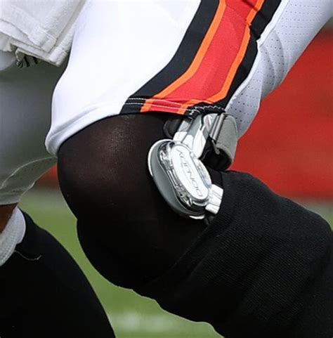 What Pros Wear Tom Bradys Under Armour Turf Shoes What Pros Wear