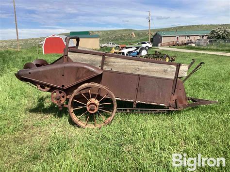 Antique Manure Spreader Agriculture Bigiron
