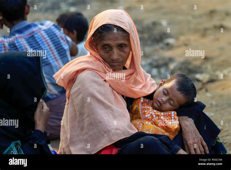 Rohingya Refugees At Balukhali Refugee Camp Cox S Bazar Bangladesh