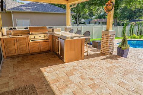 Custom L Shaped Outdoor Kitchen And Cabinets In Tampa Tampa Fl