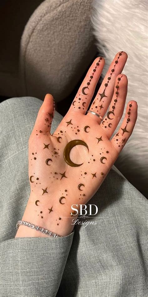 20 Simple Henna Ideas For Stylish Expressions Sparkle Moon And Star