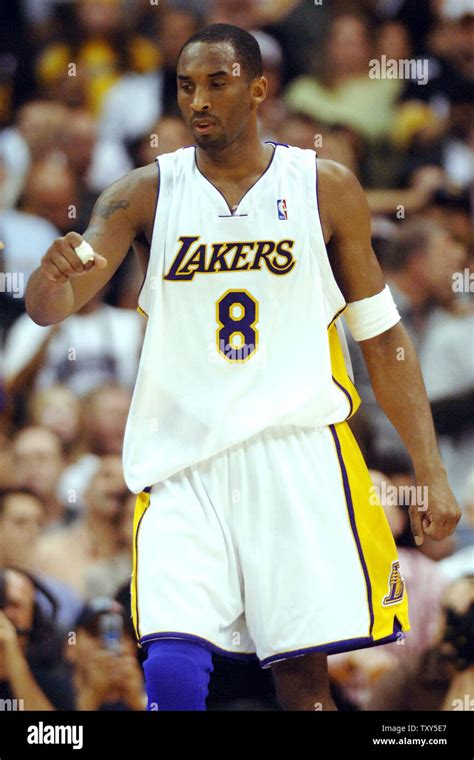 Los Angeles Lakers Kobe Bryant Runs Up Court During The Fourth Quarter