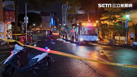 20歲女大生過馬路遭撞慘捲車底亡！公車司機辯：沒看到台中市府出手了 社會 三立新聞網 Setncom