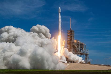 Watch Live As Spacex Launches Its Second Rocket In 48 Hours Vox