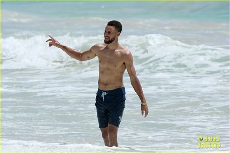 Shirtless Stephen Curry Hits The Beach With Wife Ayesha Photo 3918214 Bikini Shirtless