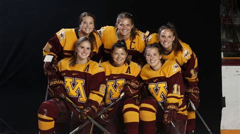 Minnesota Womens Hockey Gophers Host Badgers On Senior Weekend