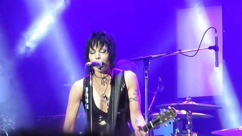 Joan Jett And The Blackhearts Crimson And Clover Vancouver Pne Aug