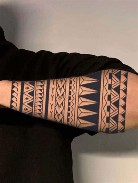 1 pieza Tatuaje temporal de totem de rayas y diseño geométrico