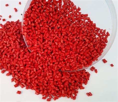 Red Color Masterbatch For Injection Molding And Blown Molding Products